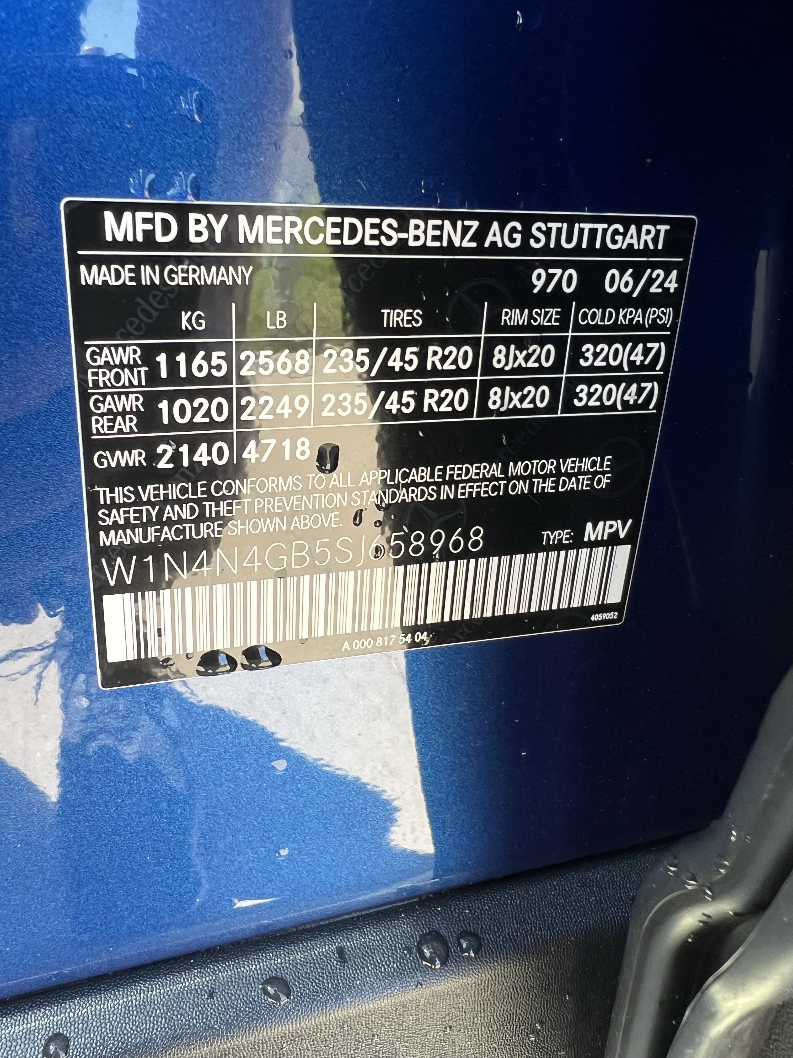 Certified 2025 Mercedes-Benz GLA 250 w/ AMG Night Package image 37