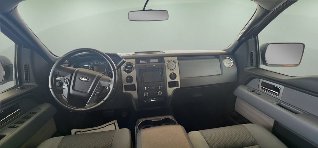 Used 2011 Ford F150 XLT w/ XLT Chrome Pkg image 17