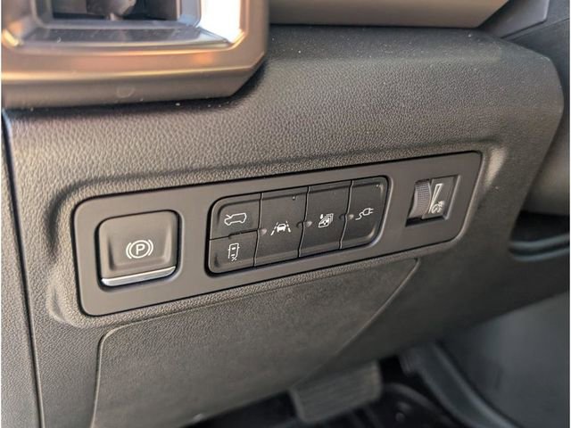 New 2025 GMC Hummer EV 3X w/ Extreme Off-Road Package image 17