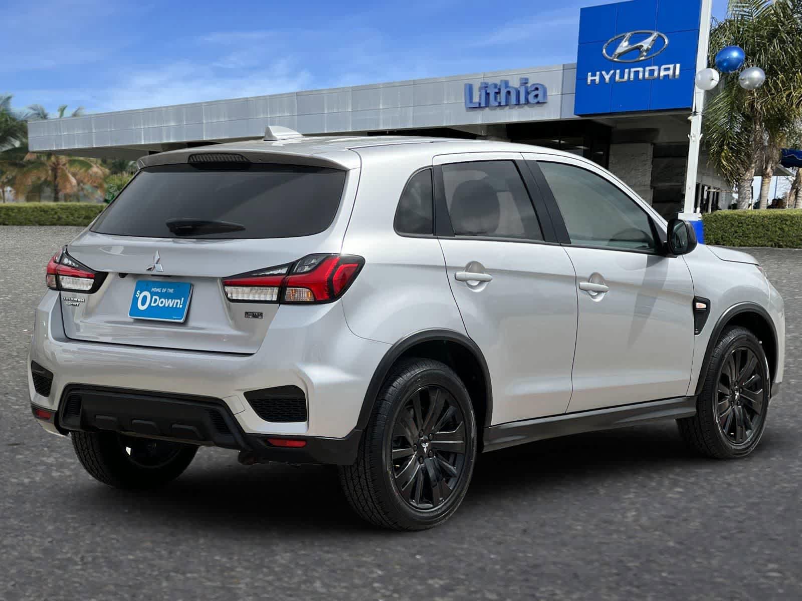 Used 2024 Mitsubishi Outlander Sport LE AWD/4WD image 3