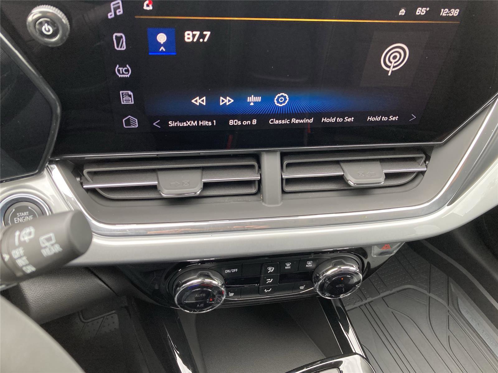 New 2026 Chevrolet Trax LT w/ Driver Confidence Package image 15