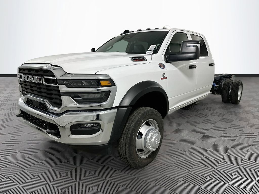 New 2026 RAM 5500 Tradesman AWD/4WD image 21