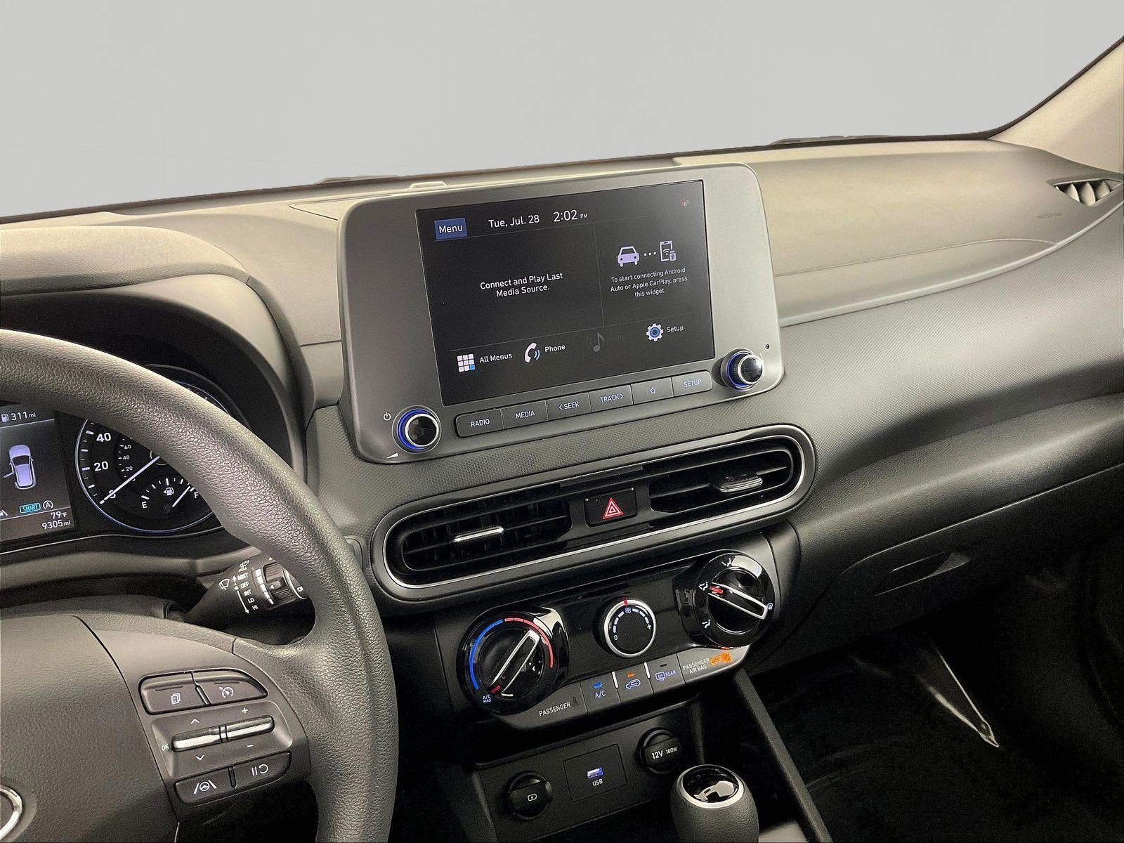 Certified 2023 Hyundai Kona SEL w/ Cargo Package AWD/4WD image 9