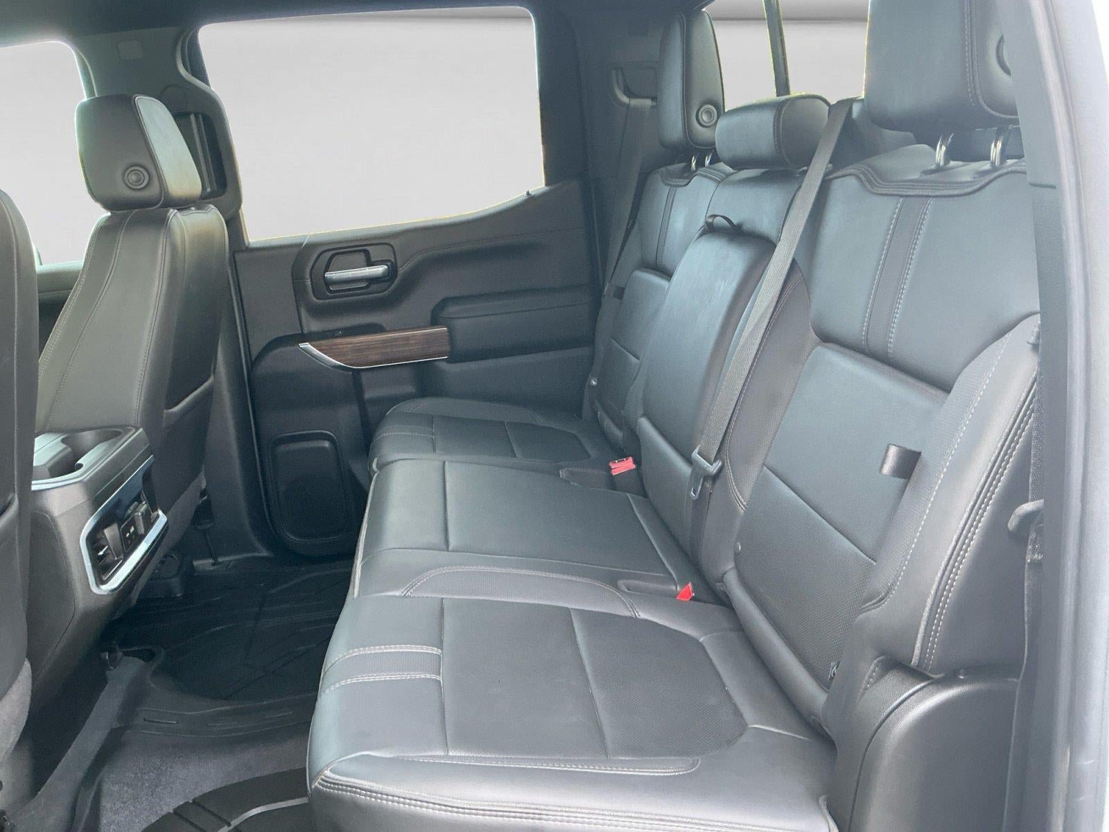 Used 2022 Chevrolet Silverado 1500 High Country w/ Technology Package AWD/4WD image 14