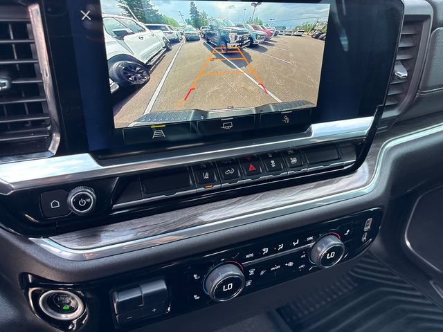 Used 2024 Chevrolet Silverado 3500 LTZ AWD/4WD image 22