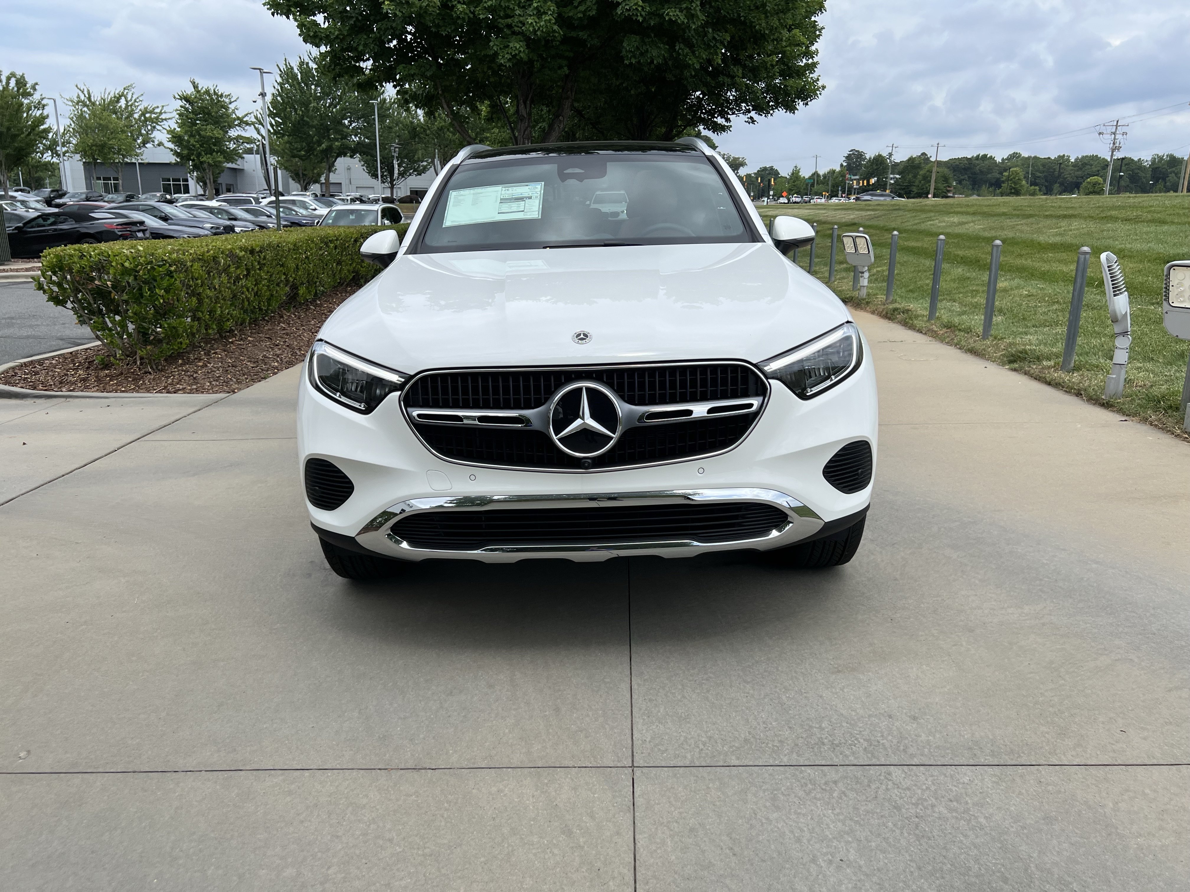 New 2026 Mercedes-Benz GLC 300 4MATIC image 3
