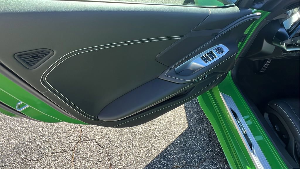 New 2026 Chevrolet Corvette E-Ray image 15