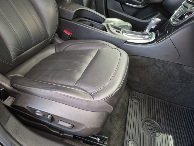 Used 2015 Buick Regal Premium w/ Experience Buick Package FWD image 21