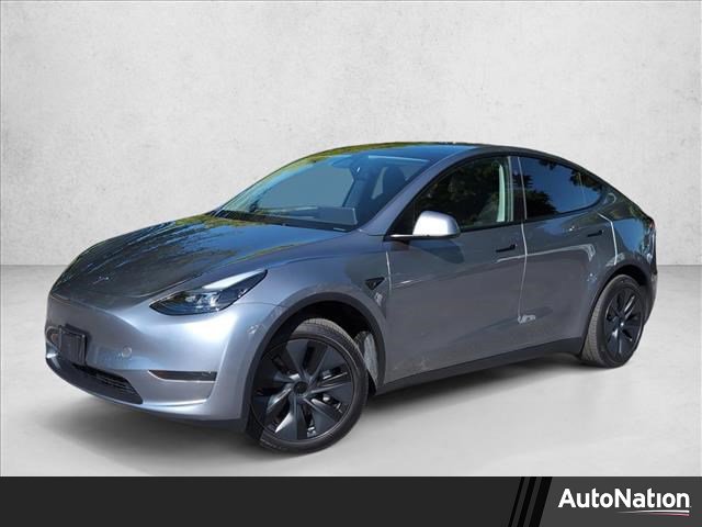 Used 2025 Tesla Model Y Long Range RWD image 1