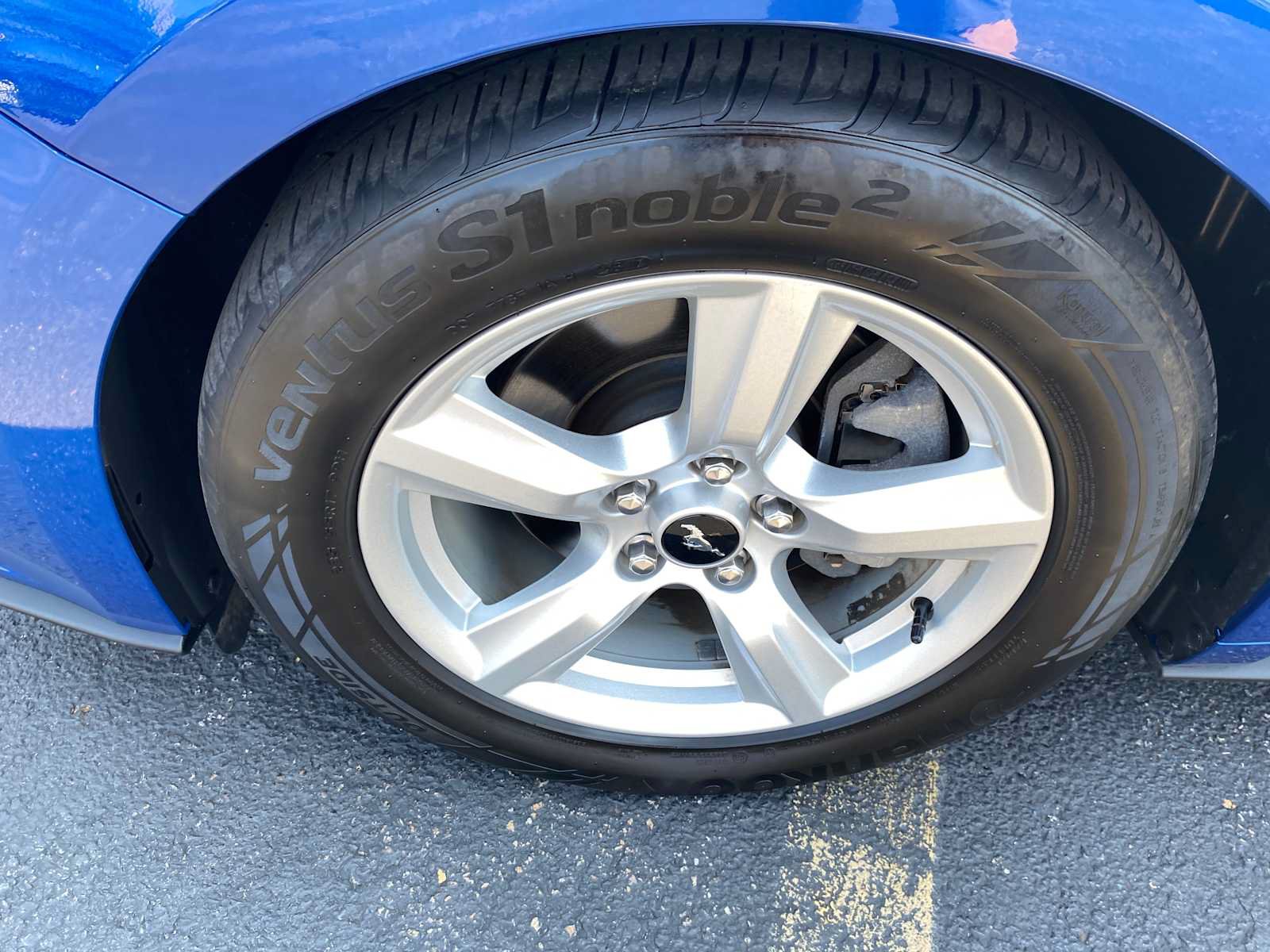 Used 2018 Ford Mustang Coupe RWD image 34