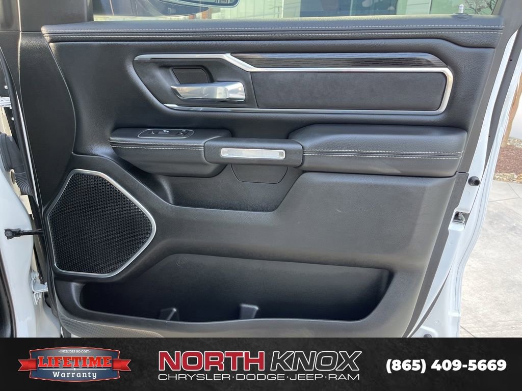 Used 2024 RAM 1500 Laramie AWD/4WD image 28