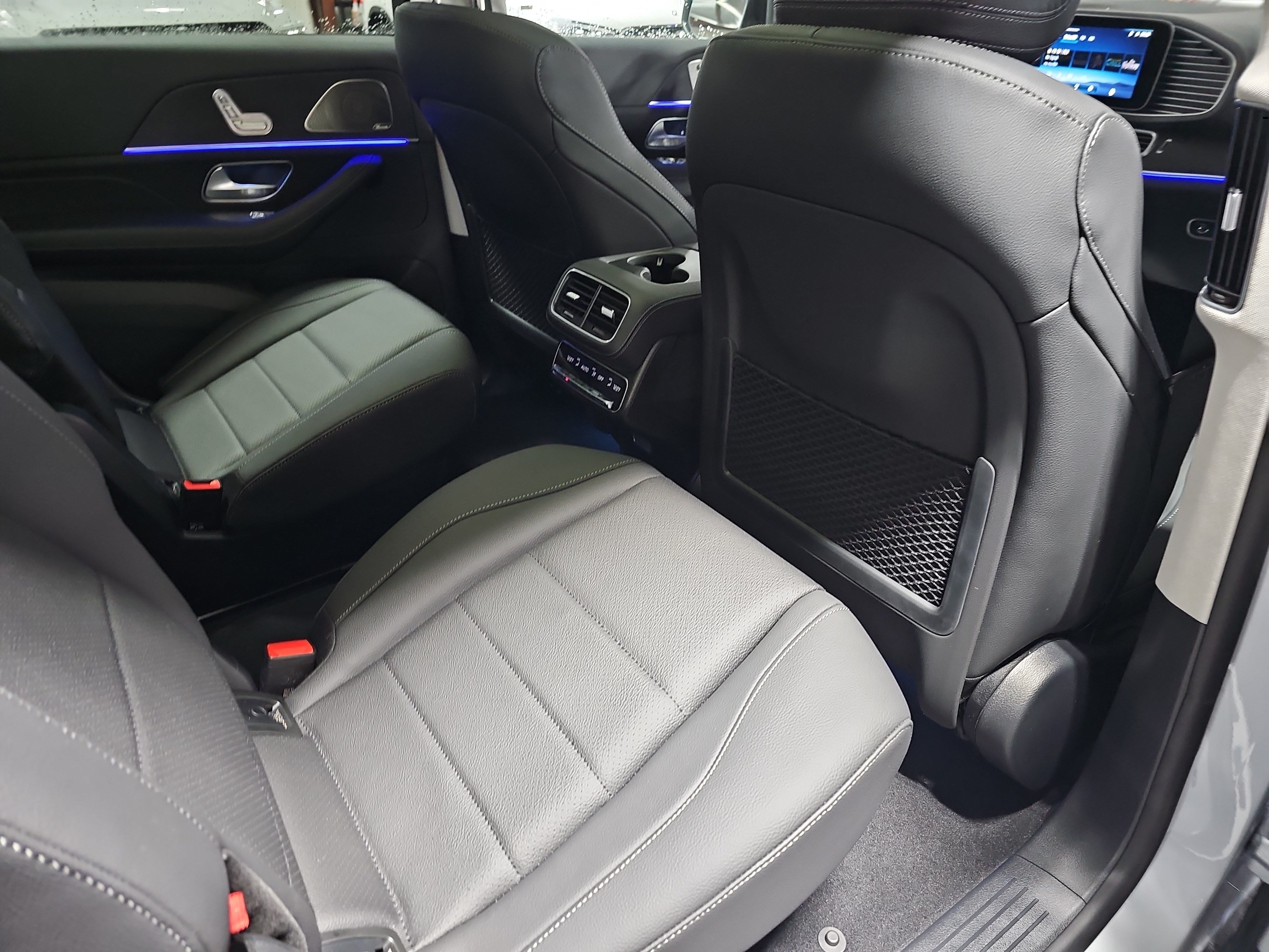 New 2026 Mercedes-Benz GLS 450 4MATIC image 11