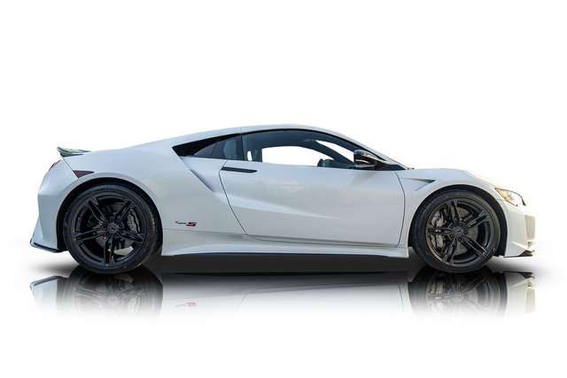 Used 2022 Acura NSX Type S image 2