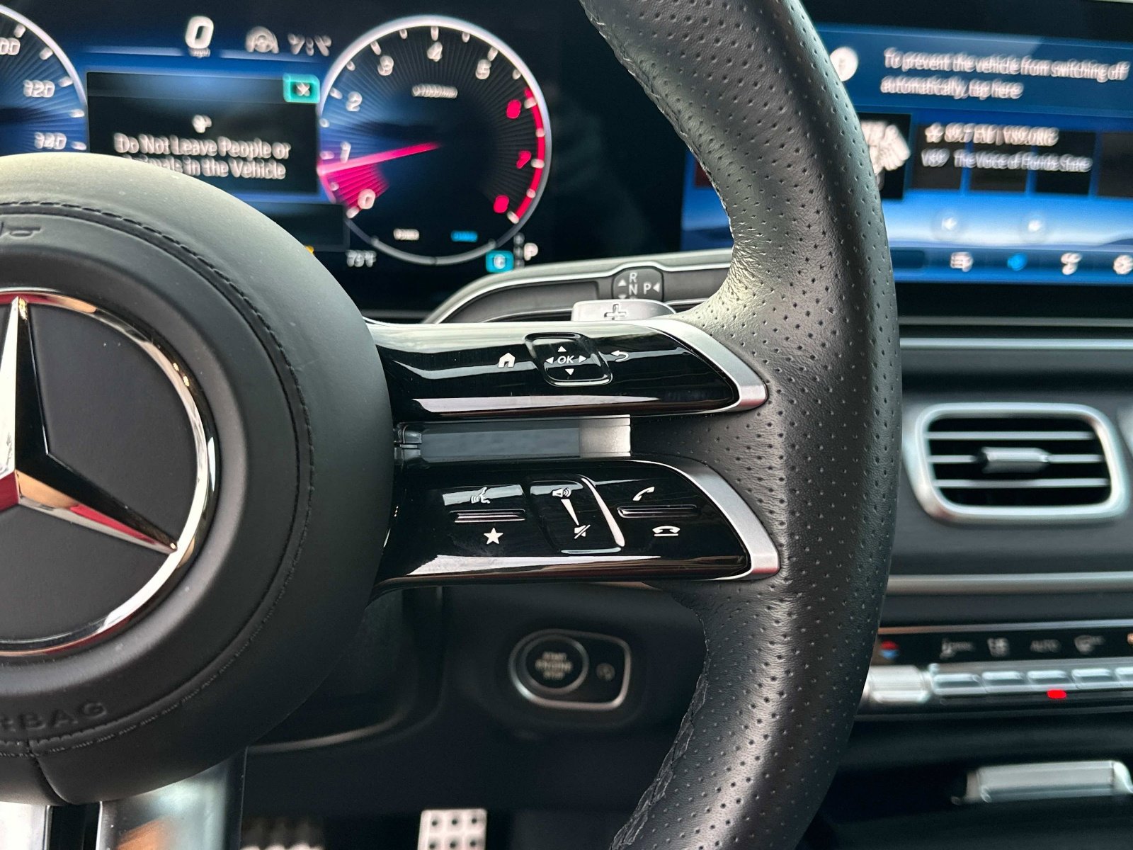 Certified 2025 Mercedes-Benz GLS 450 4MATIC image 27