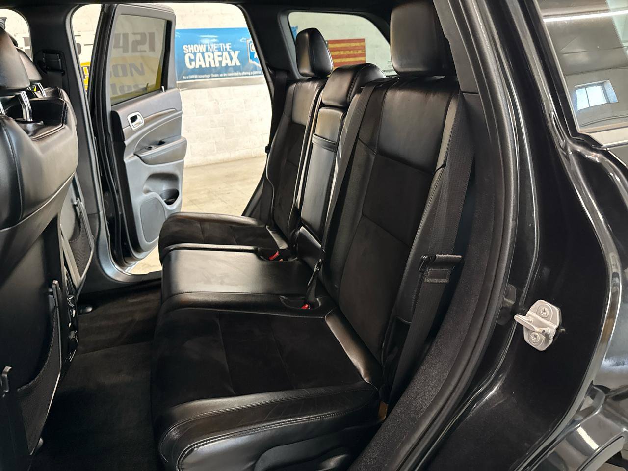 Used 2015 Jeep Grand Cherokee Altitude image 33