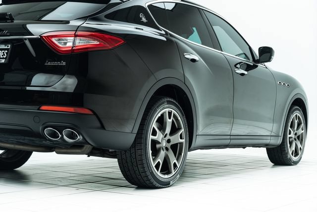 Used 2017 Maserati Levante AWD/4WD image 13