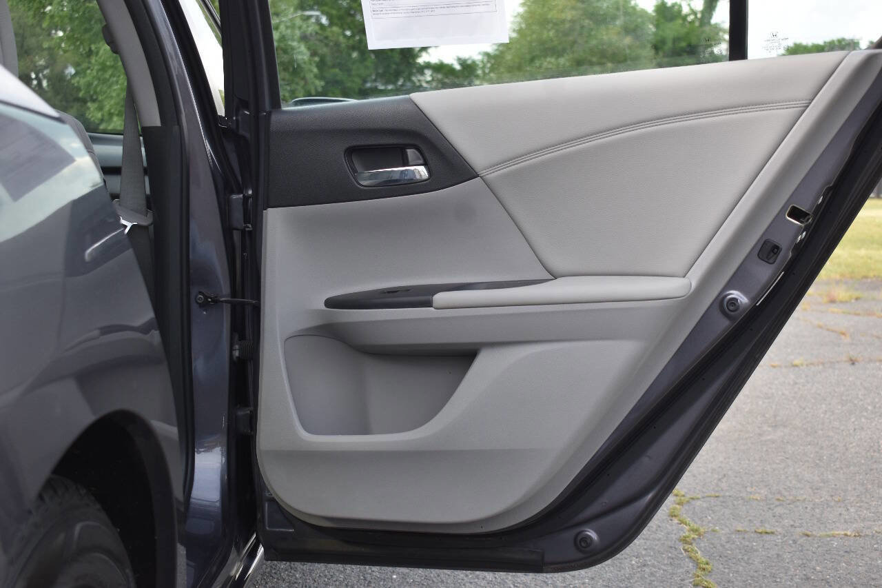 Used 2014 Honda Accord EX image 11