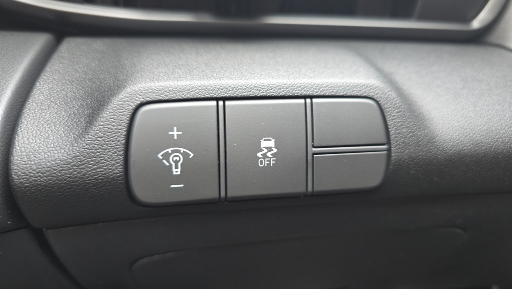 New 2026 Hyundai Elantra SEL Sport Premium FWD image 10