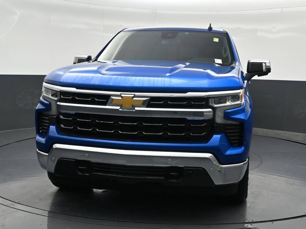Used 2024 Chevrolet Silverado 1500 LT w/ Safety Package AWD/4WD image 9