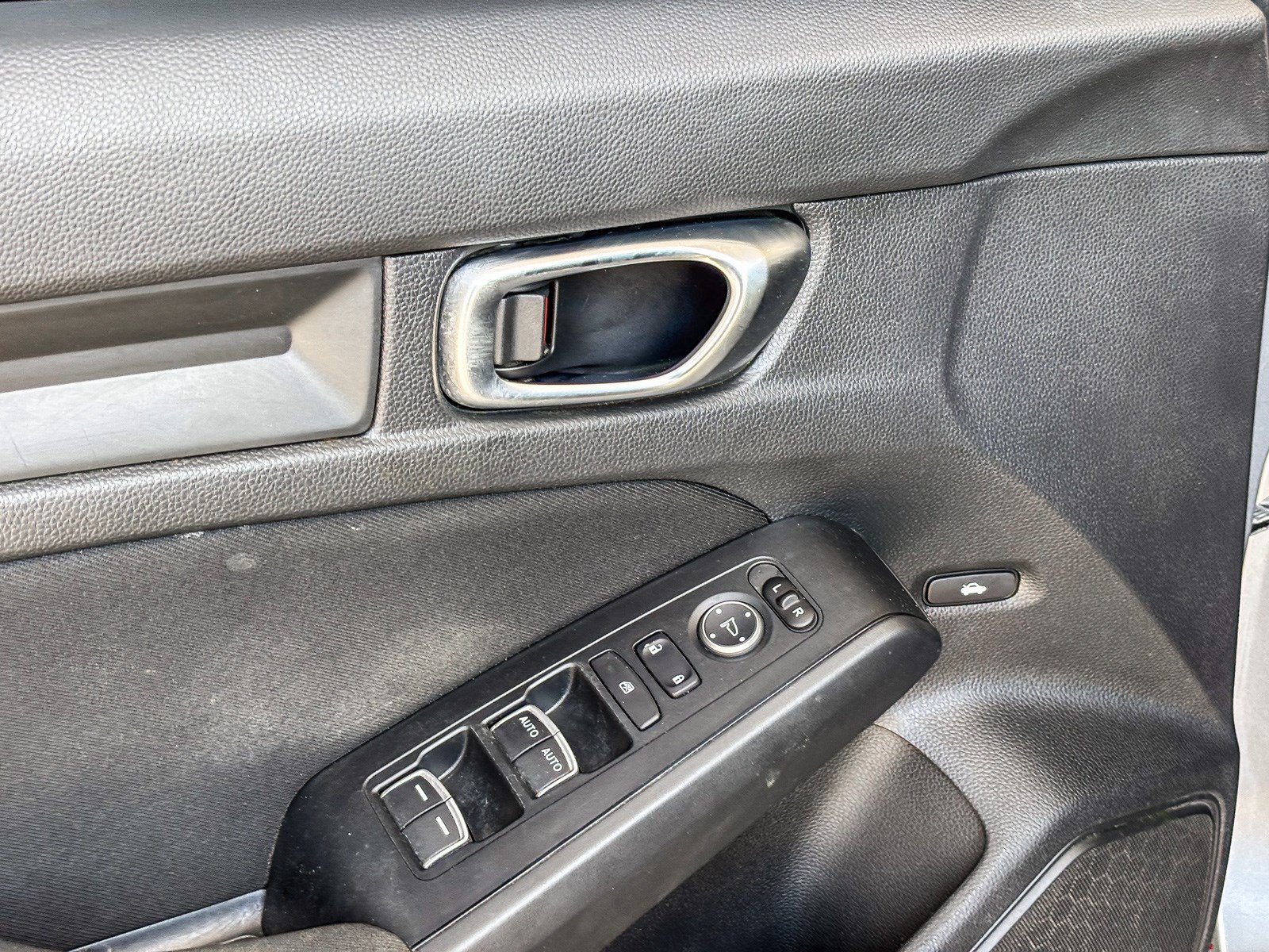 Used 2022 Honda Civic Sport image 22