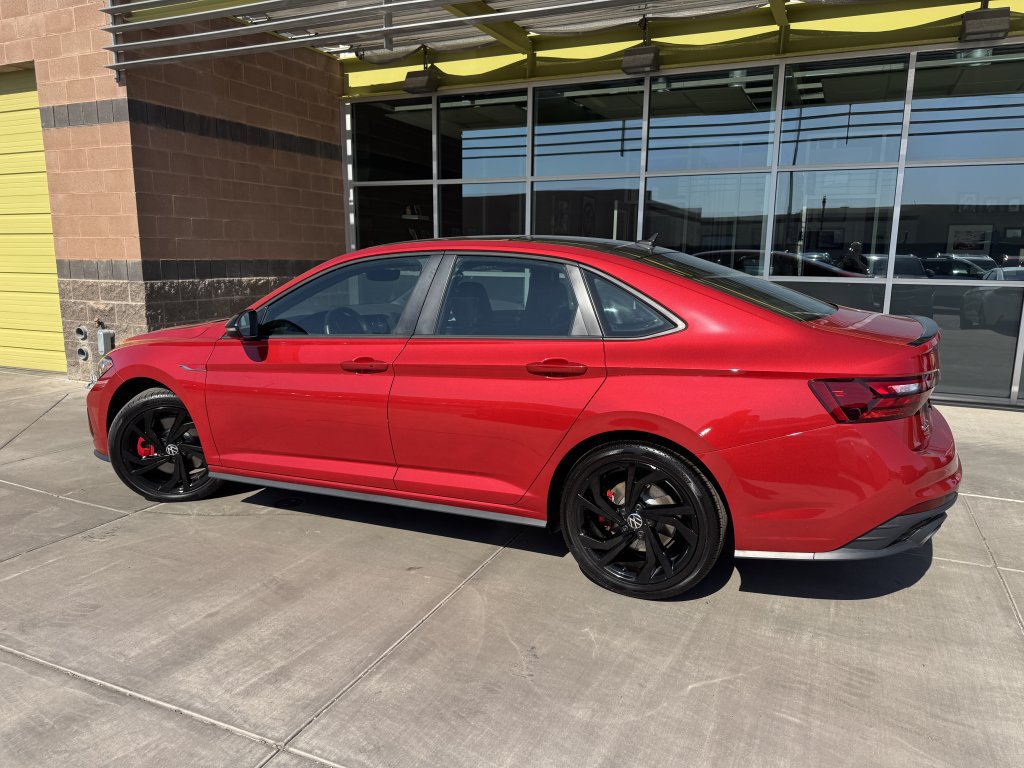 Used 2023 Volkswagen Jetta GLI Autobahn w/ GLI Black Package FWD image 5