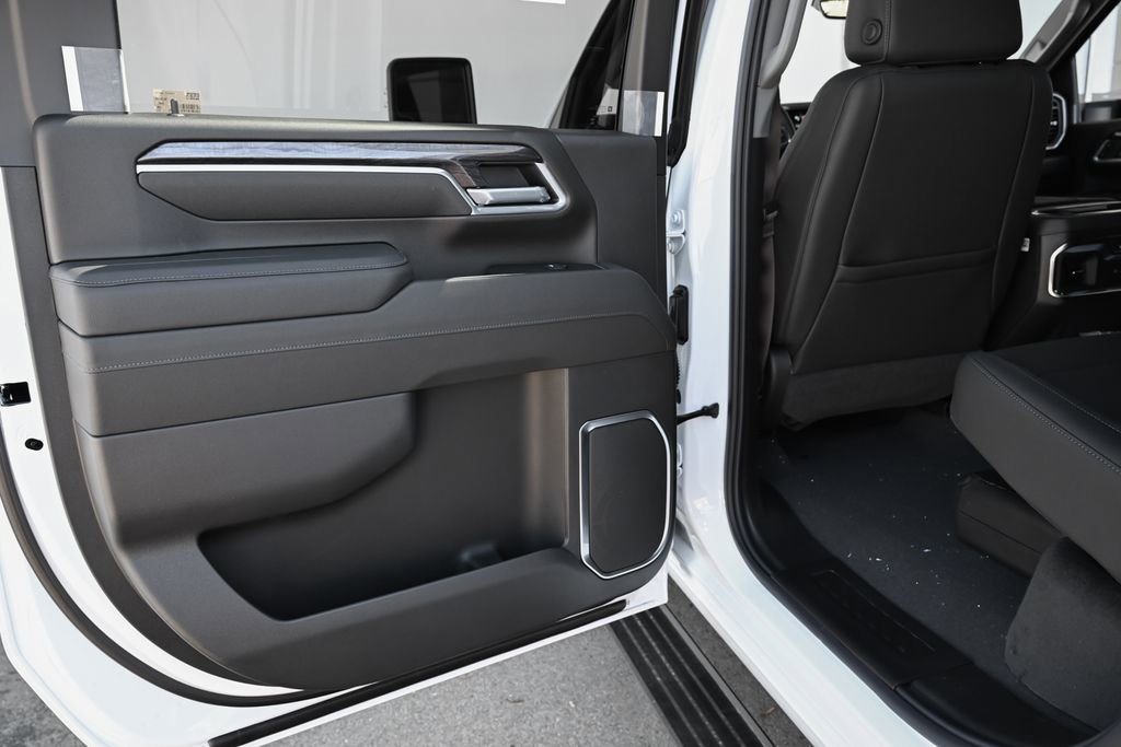 New 2026 Chevrolet Silverado 3500 LTZ w/ LTZ Premium Package image 44