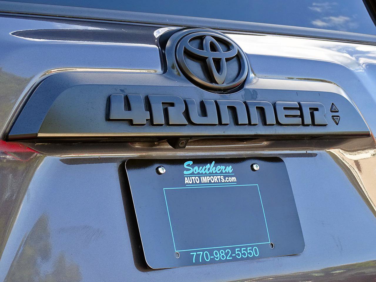 Used 2021 Toyota 4Runner TRD Off-Road Premium w/ Moonroof Package AWD/4WD image 12