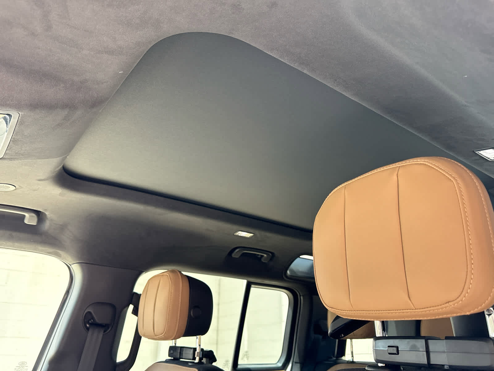 New 2025 Land Rover Defender 110 V8 image 14