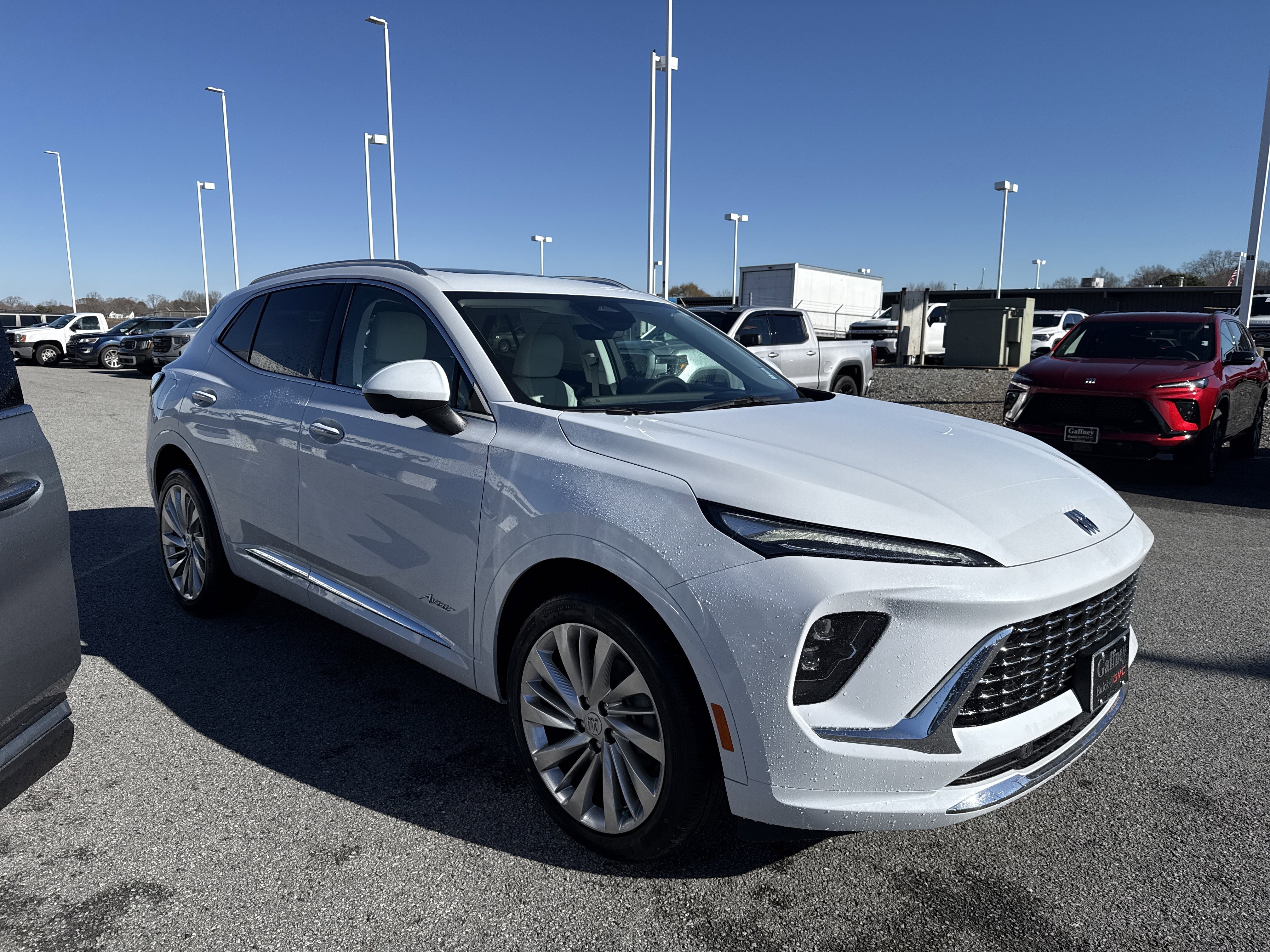 New 2026 Buick Envision Avenir image 3