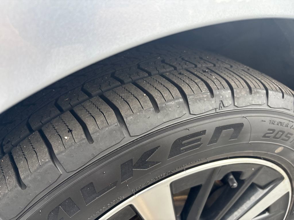 Used 2019 Subaru Impreza 2.0i Premium image 28