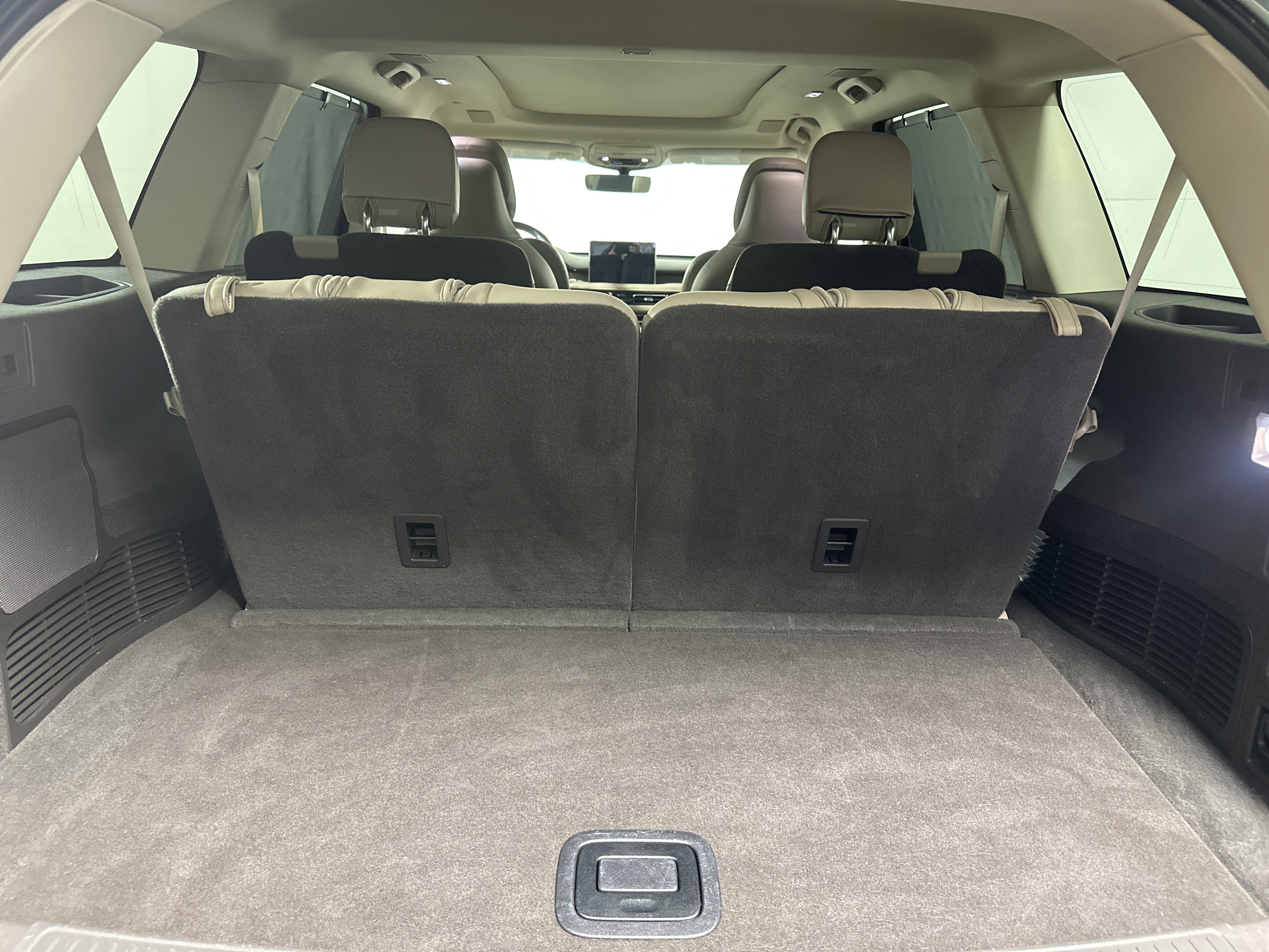 Used 2020 Lincoln Aviator Reserve w/ Equipment Group 202A image 24