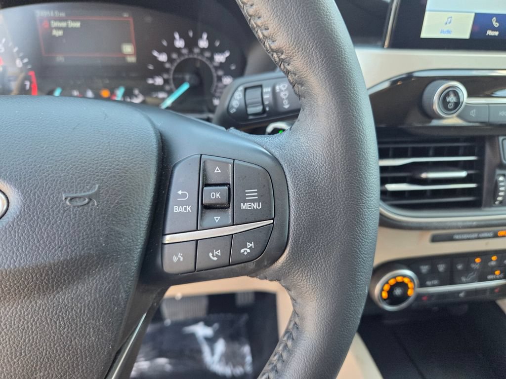 Used 2020 Ford Escape SEL FWD image 30