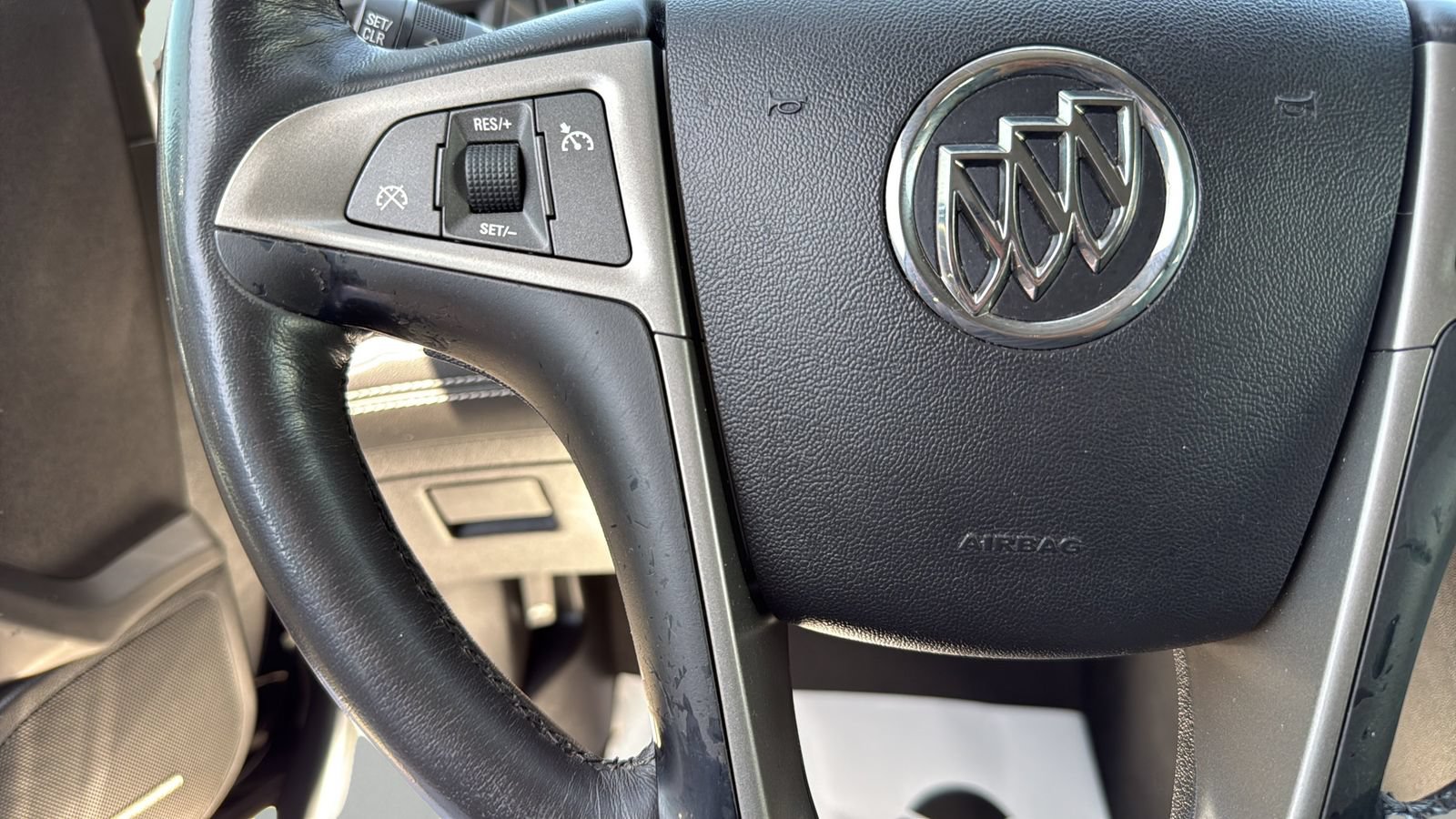 Used 2012 Buick LaCrosse Touring FWD image 16