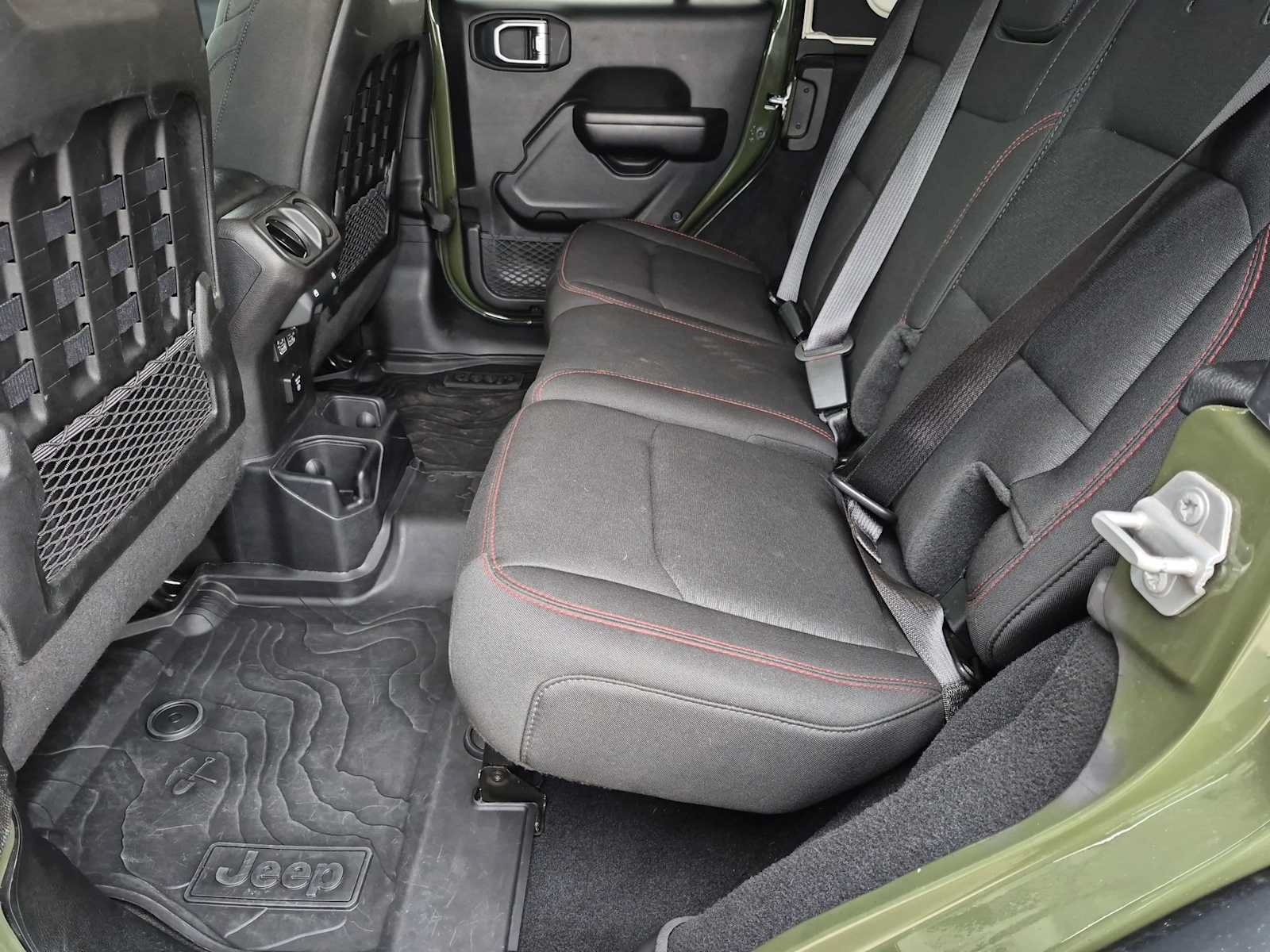 Used 2020 Jeep Wrangler Unlimited Rubicon AWD/4WD image 17