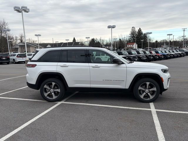 New 2026 Jeep Grand Cherokee Limited AWD/4WD image 9