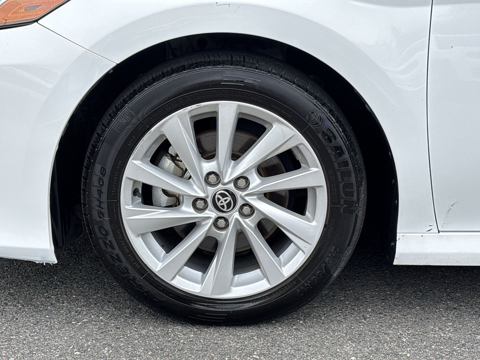 Used 2024 Toyota Camry LE FWD image 12
