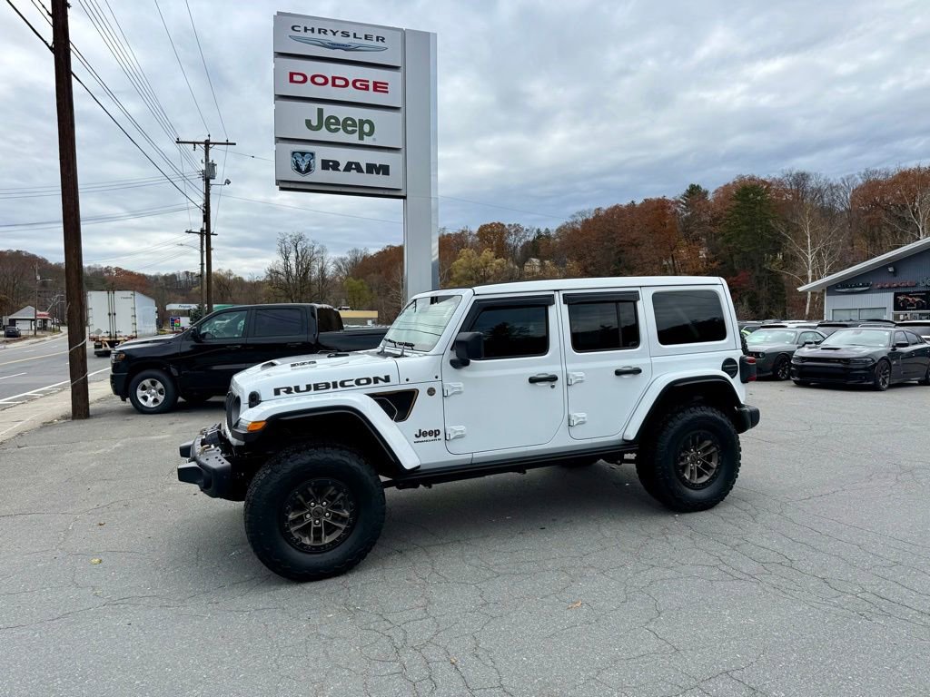 Used 2025 Jeep Wrangler Unlimited Rubicon 392 image 4