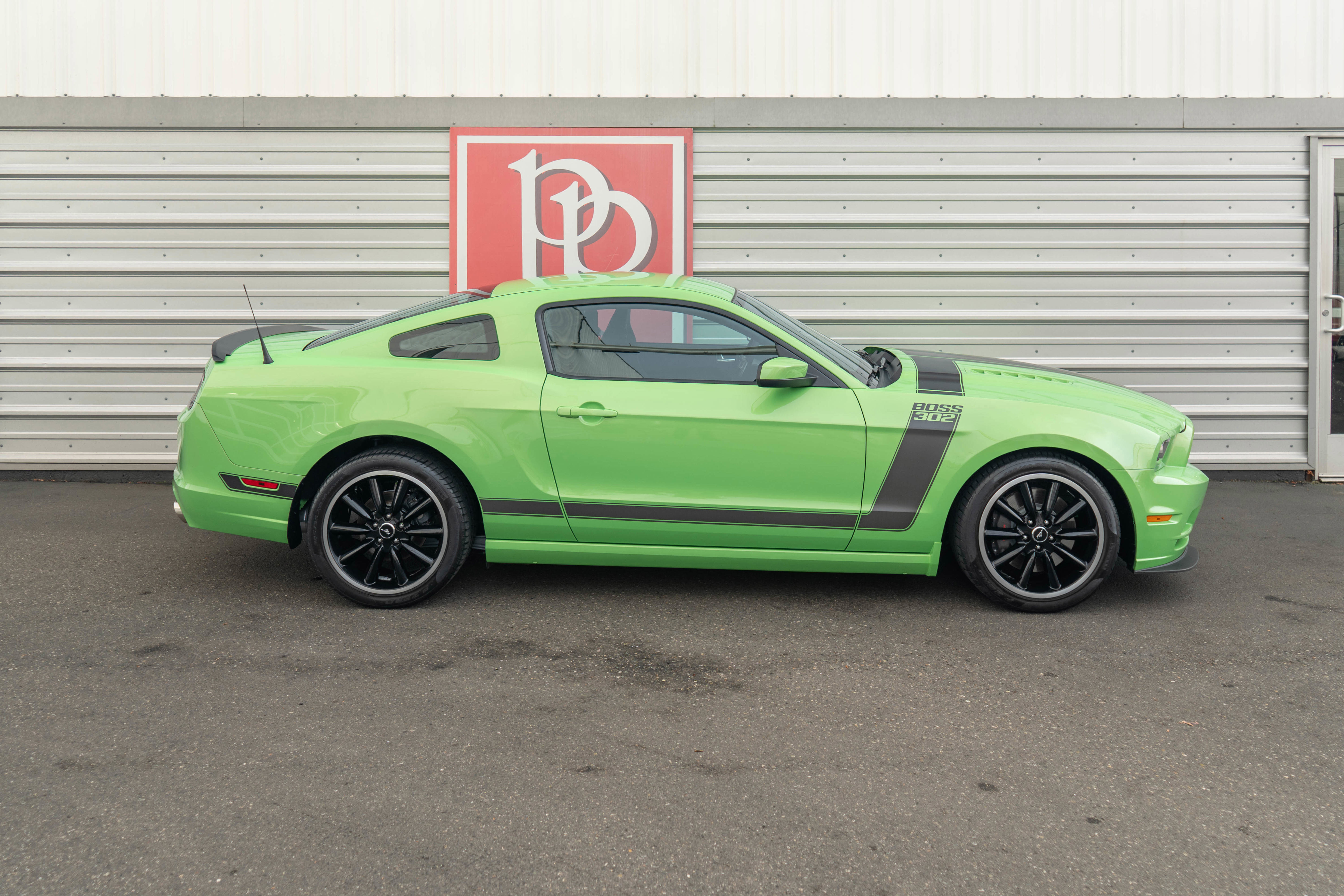 Used 2013 Ford Mustang Boss 302 w/ Boss 302 Accessory Pkg image 37