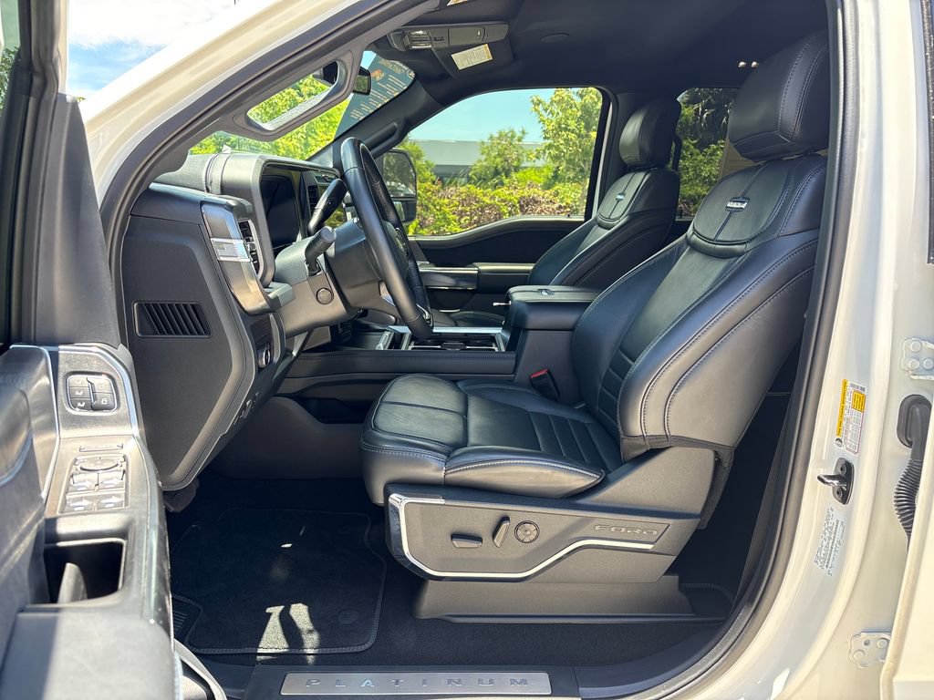 Certified 2025 Ford F250 Platinum AWD/4WD image 30