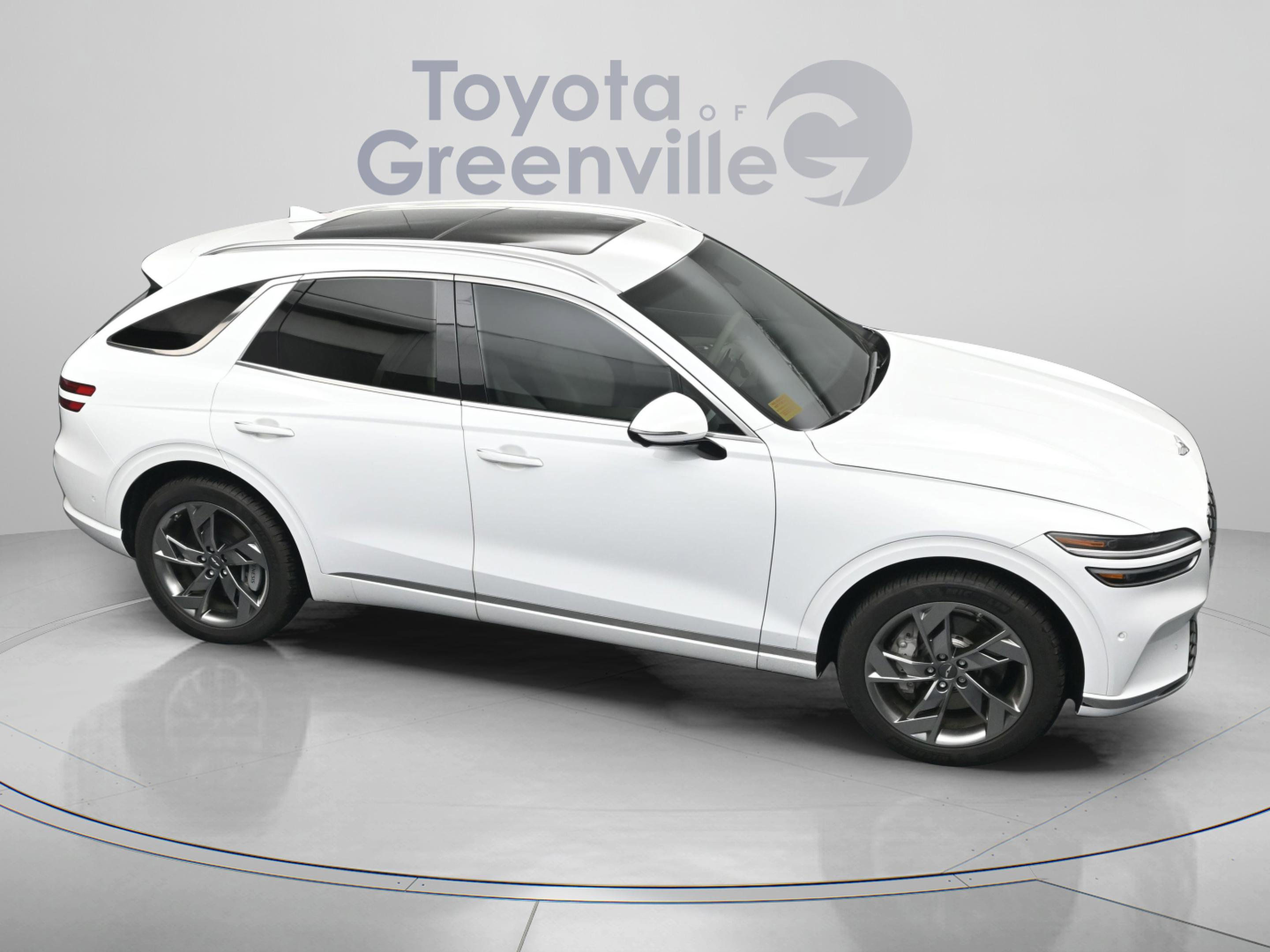 Used 2025 Genesis Electrified GV70 Advanced image 18