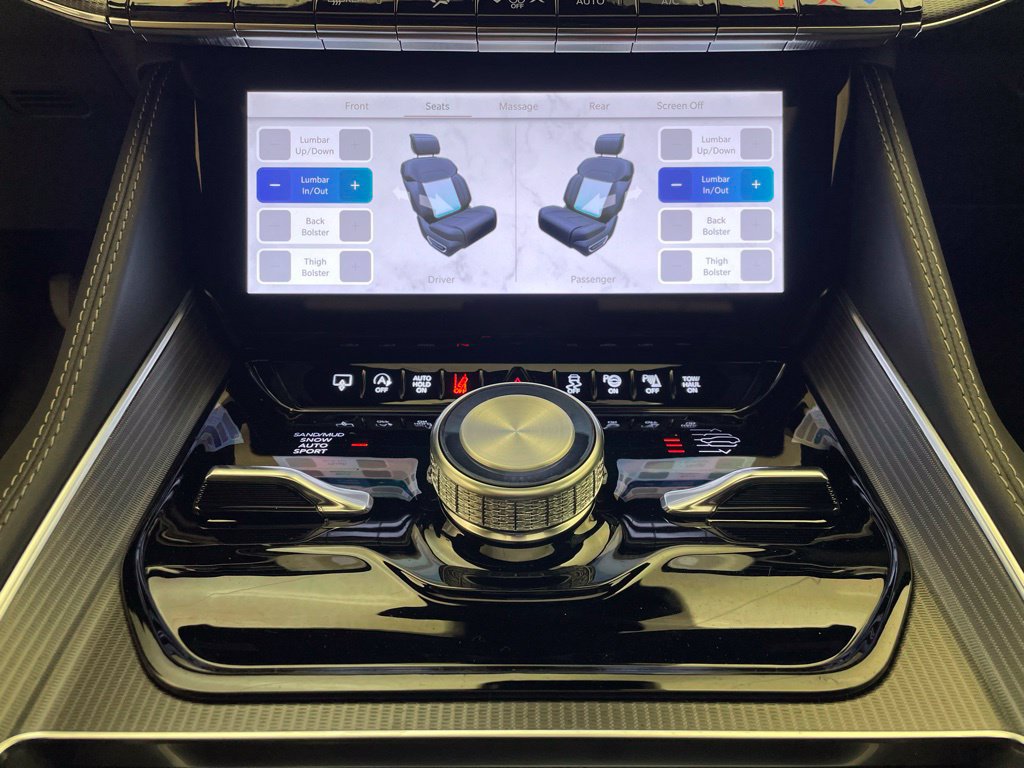 New 2026 Jeep Grand Wagoneer Summit AWD/4WD image 17