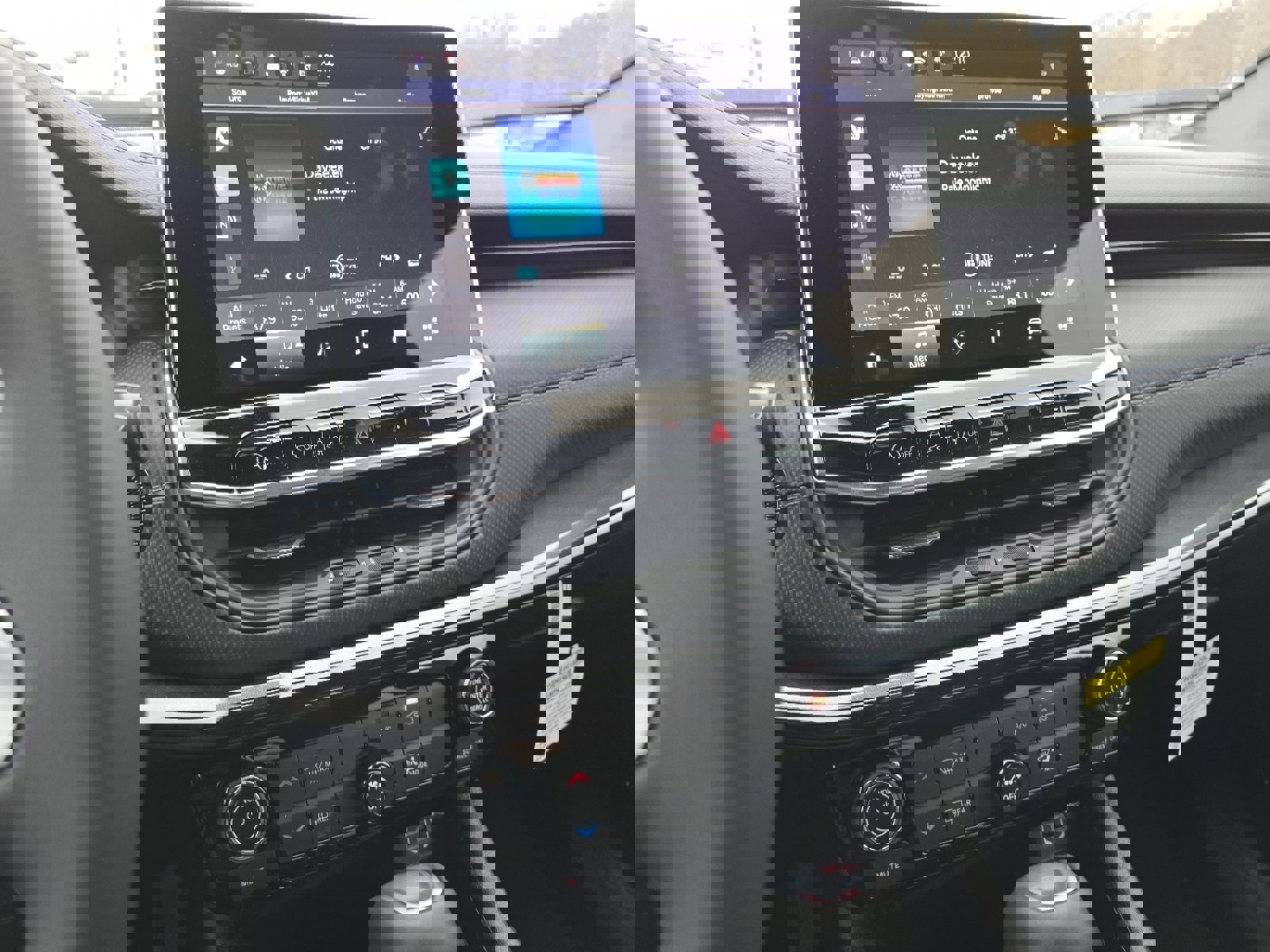 New 2026 Jeep Compass Latitude image 16