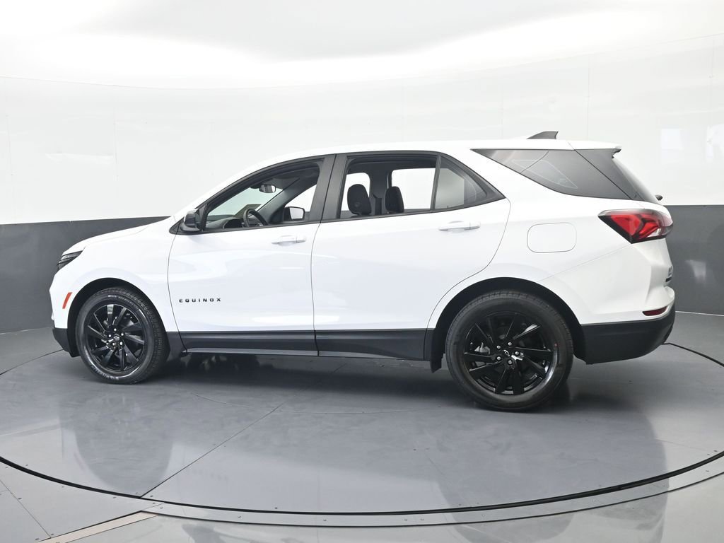 Used 2023 Chevrolet Equinox LS w/ Sport Edition image 3