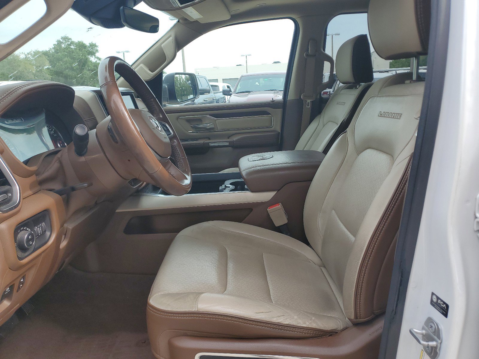 Used 2021 RAM 1500 Laramie AWD/4WD image 18