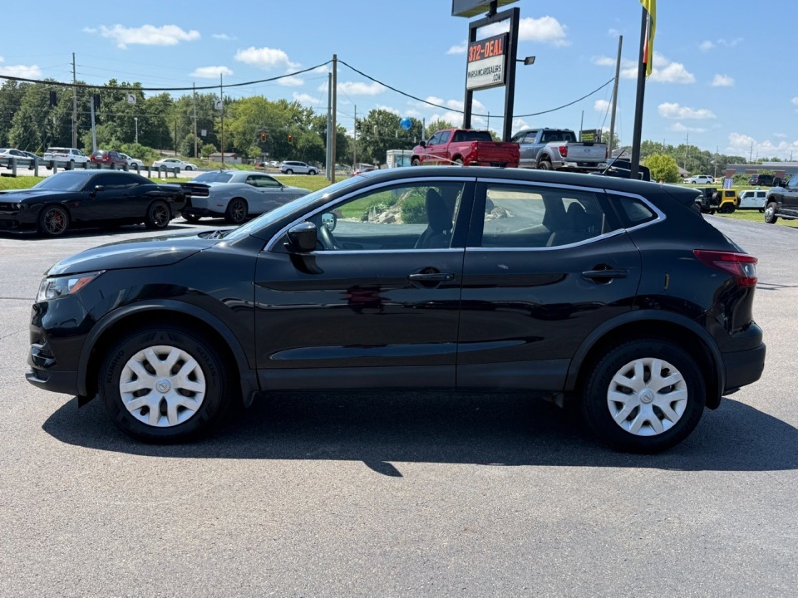 Used 2020 Nissan Rogue Sport S AWD/4WD image 5