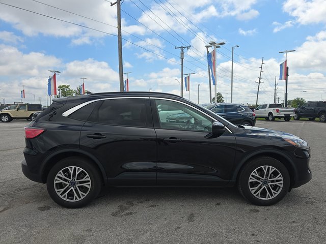 Used 2022 Ford Escape SEL image 4