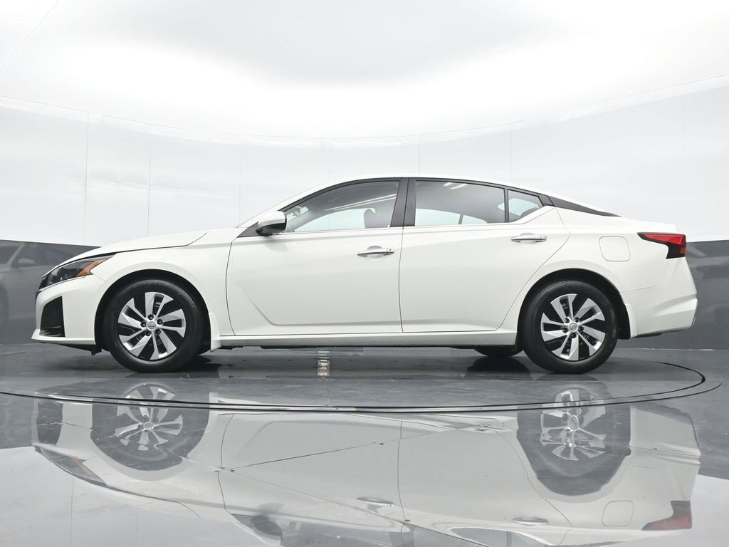 Used 2023 Nissan Altima 2.5 S image 18