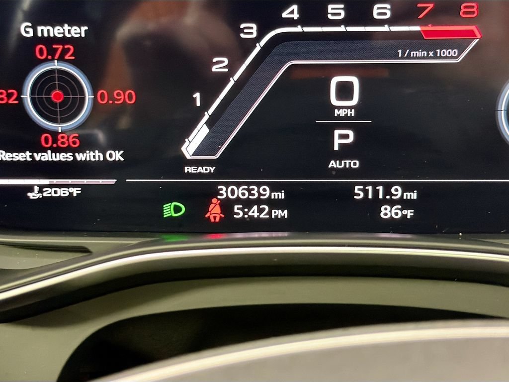 Used 2021 Audi RS 6 w/ Carbon Optic Package AWD/4WD image 12