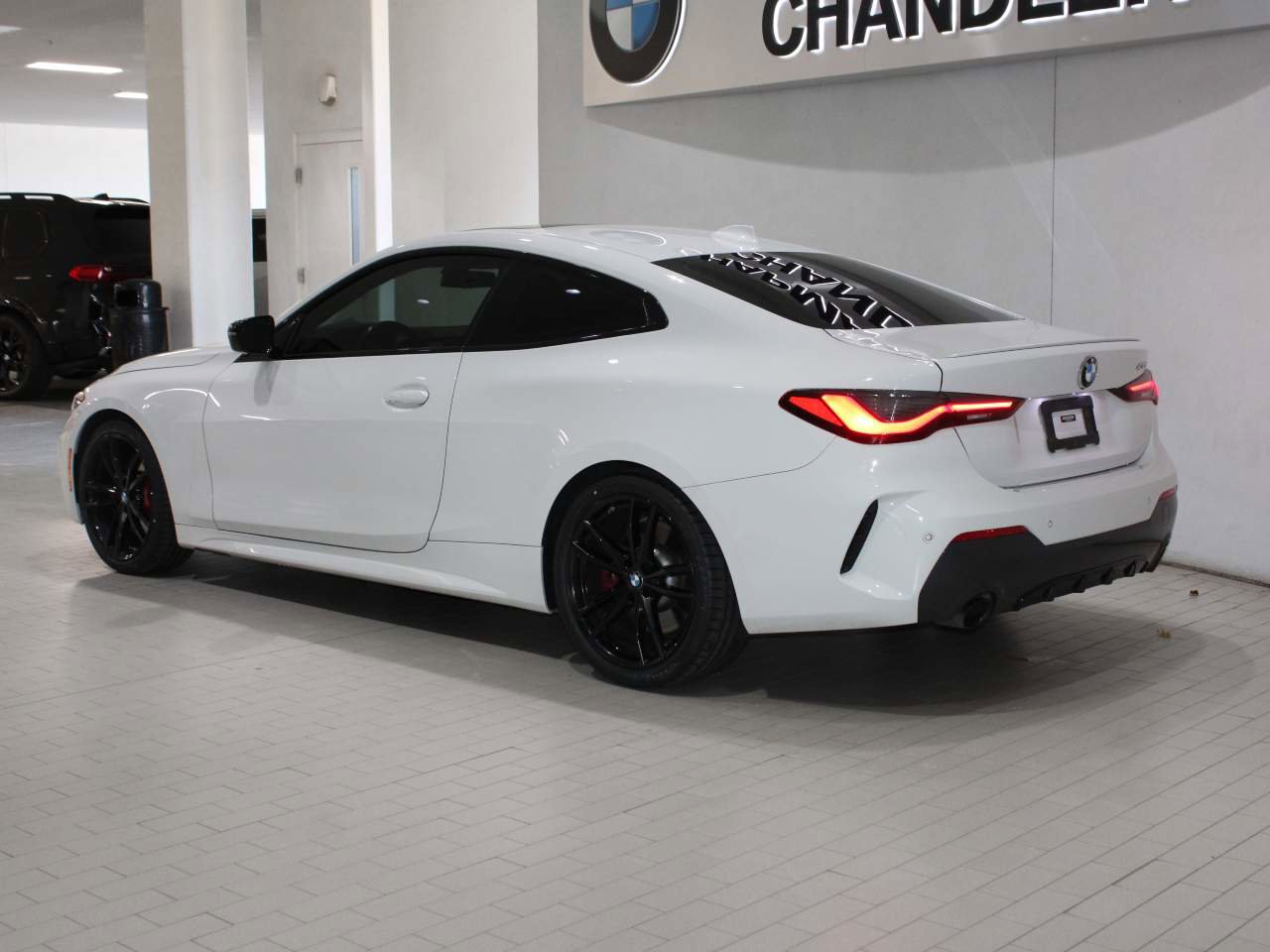 Certified 2022 BMW 430i Coupe w/ M Sport Package RWD image 5