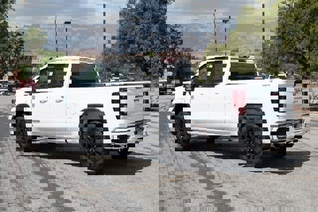 Used 2024 GMC Sierra 1500 Elevation image 38